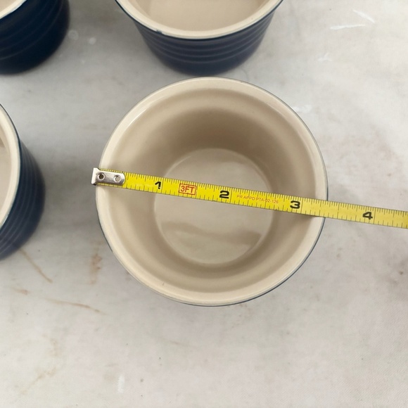 Le Creuset Blue Ramekins Mini Custard Cup, Cocotte Bakeware 4 oz - Picture 4 of 6